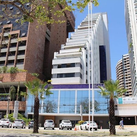 Апартаменти 13 Flat Beira Mar Com Energia, Vaga, 3 Camas, Wi-Fi E Ar Форталеза Екстер'єр фото